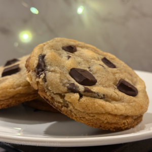 Hunka Chunka Lovin’ Chocolate Chunk Cookie